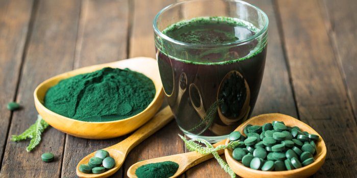 healthy spirulina drink in the glass
