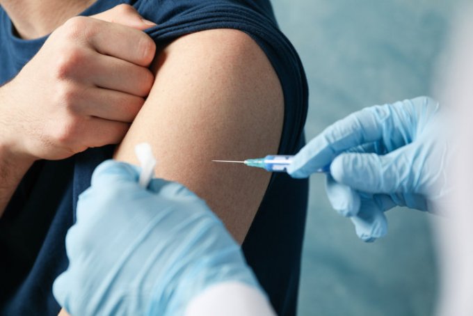 Booster la campagne de vaccination et les mesures de dépistages
