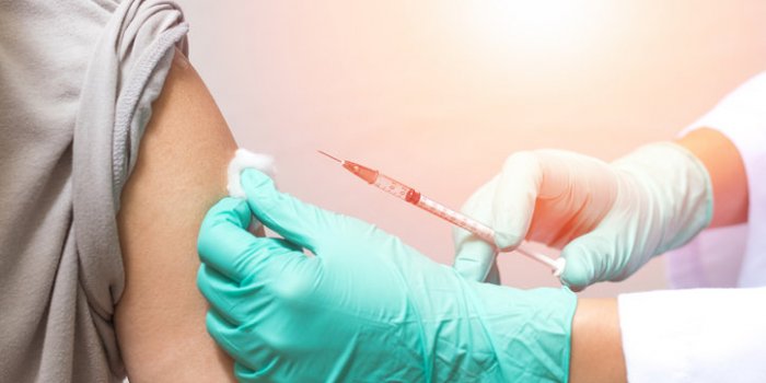 Covid-19 : 9 symptÃ´mes qui peuvent traduire une allergie au vaccin