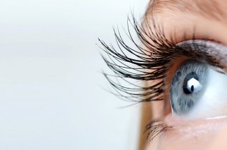 Cancer de l-œil : qu’est-ce que le melanome uveal ? 