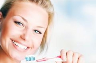 Se brosser les dents pour prevenir Alzheimer