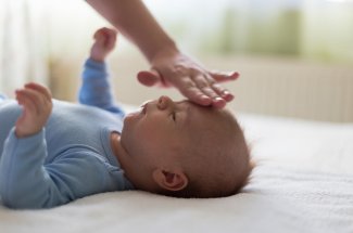 Syndrome du bebe secoue : quels sont les signaux qui peuvent alerter ? 