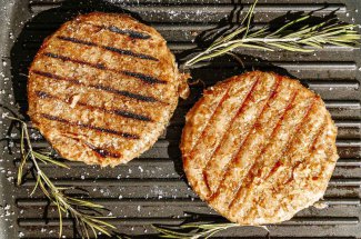 Alternatives a la viande : les 5 meilleurs steaks vegetaux du commerce