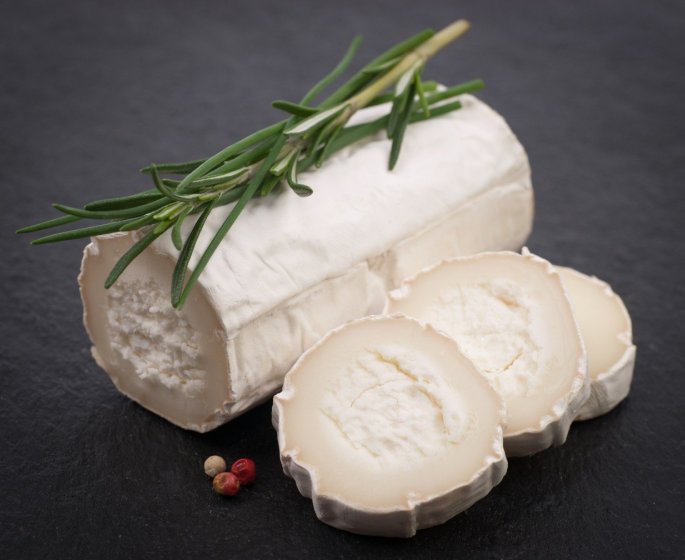 Encephalite a tiques : le fromage au lait cru pourrait transmettre le virus