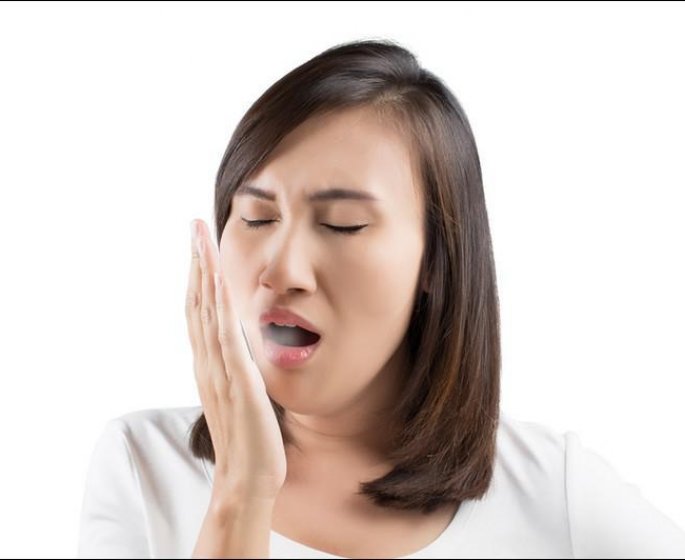 Ulcere a l-estomac : que faire en cas de mauvaise haleine ?