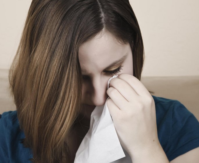 Grippe et yeux qui coulent : pourquoi ?