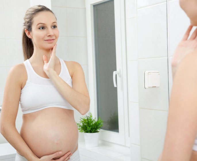 Mycose buccale chez la femme enceinte : les traitements
