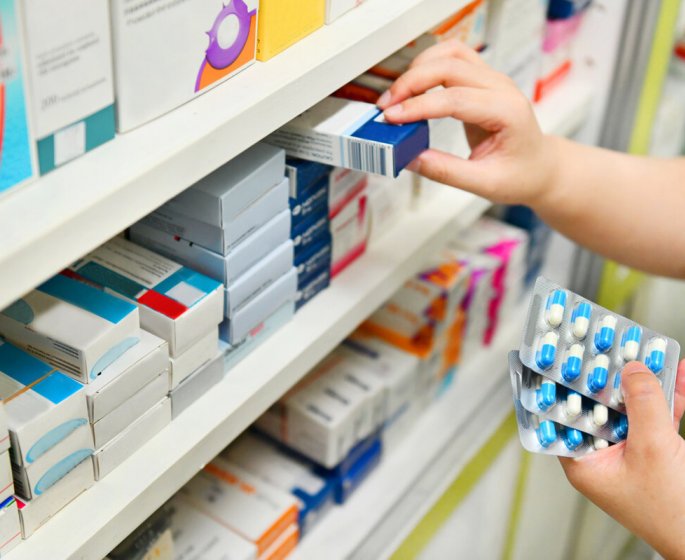 Medicaments anti-rhume : malgre des effets indesirables dangereux, ils continuent d’etre vendus en pharmacie