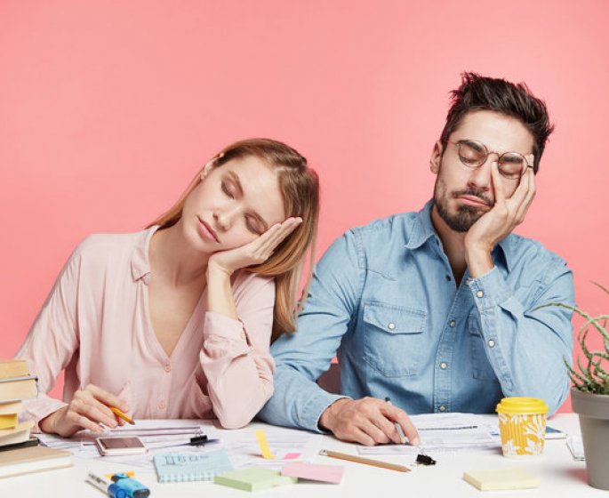 Fatigue : 6 astuces pour eviter de somnoler apres le dejeuner