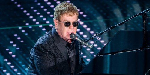 Elton John : pourquoi le chanteur doit etre opere en urgence 