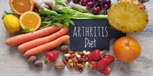 Arthrite : 5 fruits riches en potassium qui peuvent soulager les articulations
