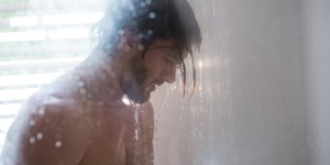 Hygiene intime chez l-homme : faut-il utiliser un savon special ?