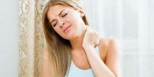 Arthrose cervicale : les 7 symptomes revelateurs