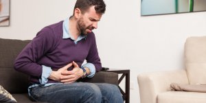 Brulures et douleurs d-estomac : un signe d-ulcere ?
