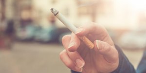 Cancer du poumon : il n-y a pas de &quot;petits&quot; fumeurs
