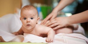 Scoliose chez le bebe : comment la reconnaitre ?