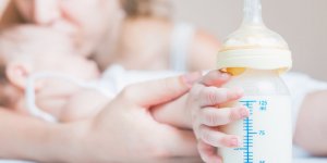 RGO chez le bebe : les conseils d’un pediatre pour les eviter 