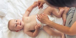 Urine odorante chez bebe : un signe d-infection urinaire ?
