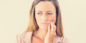 Rage de dents : le risque de complications