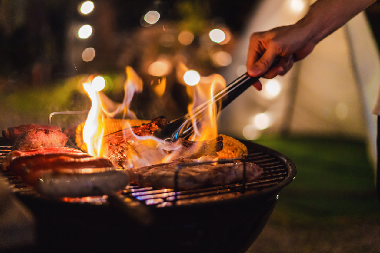 Pourquoi préférer le barbecue au charbon de bois ?