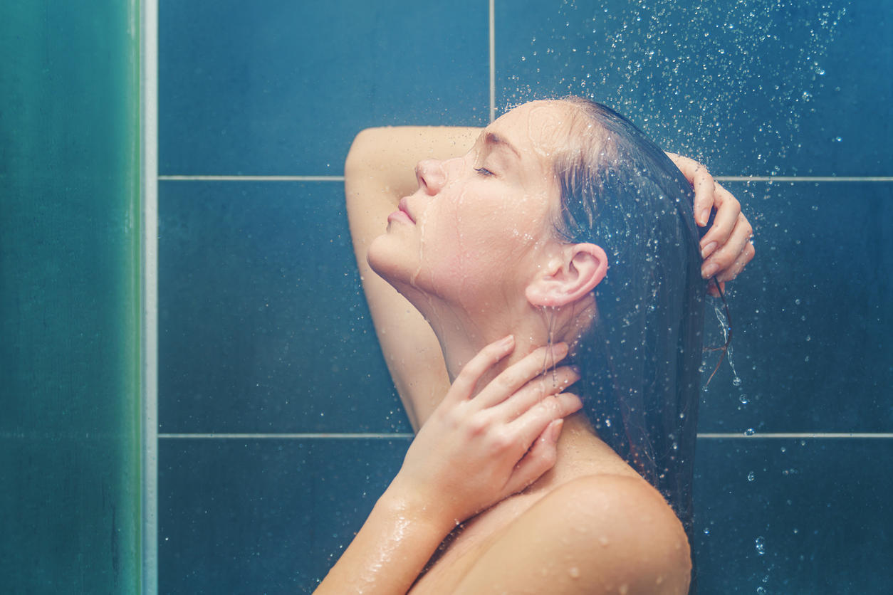 Pipi sous la douche : pourquoi c'est dangereux pour les femmes