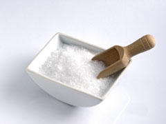 Gargarisme de sel (mal de gorge)