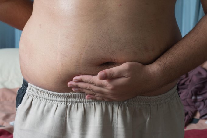 Une prise de poids et une fragilité cardiovasculaire chez les hommes