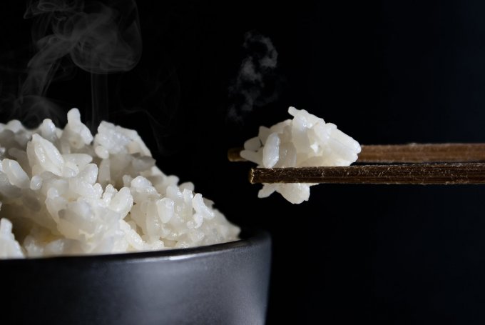 Le riz blanc augmente la glycémie