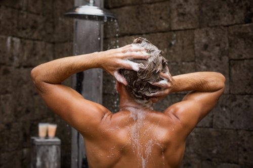 Des shampoings, gels douche et savons &quot;susceptibles de provoquer le cancer&quot;