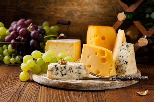 Les produits laitiers : le fromage riche en acides gras satur&eacute;s