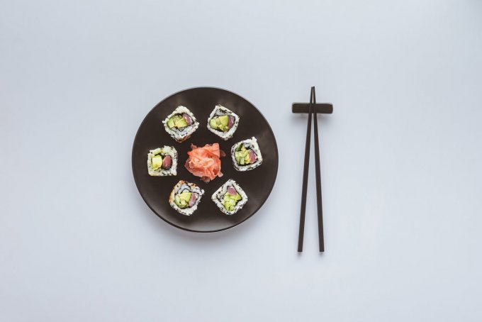Nems et sushis : un plein de parasites et de calories