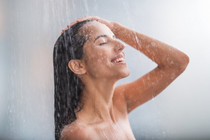 Réveil : misez sur une douche chaude le matin