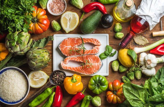 Huile d’olive, poisson, légumes secs, fruits… Les alliés d’une alimentation bénéfique pour votre cerveau