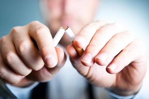 Fumer provoque un oedème des voies respiratoires