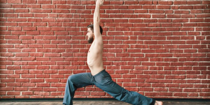 Yoga : 12 positions faciles Ã  faire chez vous !