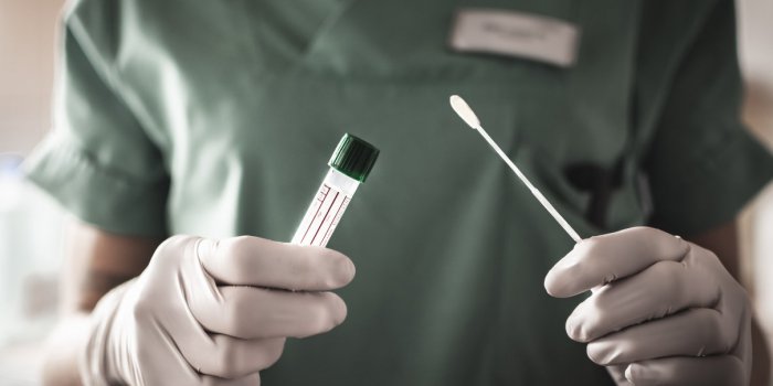 "700 000 tests virologiques par semaine au 11 mai" : 5 choses à savoir