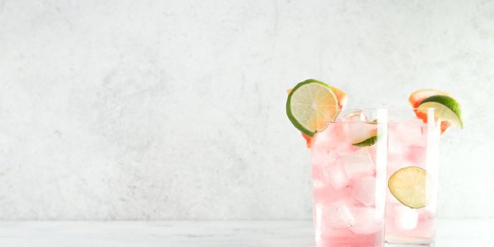 10 cocktails sans alcool peu caloriques Ã  commander en terrasse