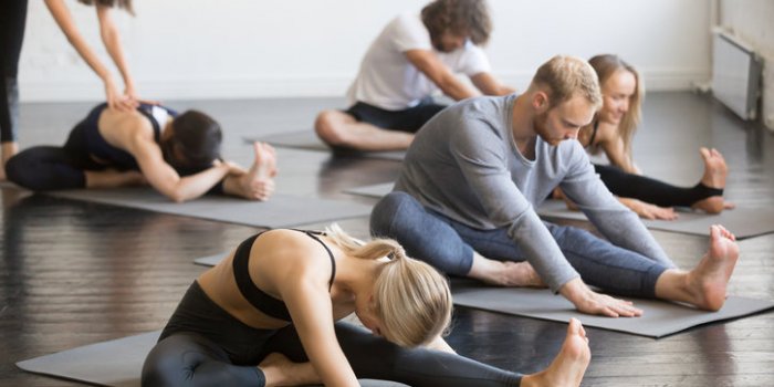 7 erreurs à éviter quand on débute le yoga
