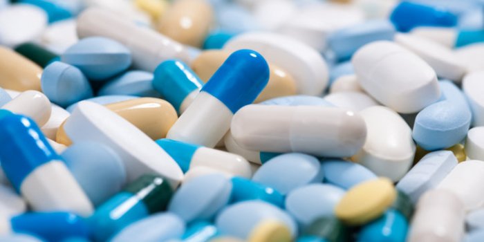 Les médicaments à éviter en 2022 selon la revue Prescrire
