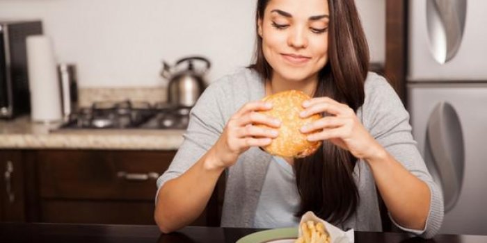 8 aliments dangereux pour votre cerveau