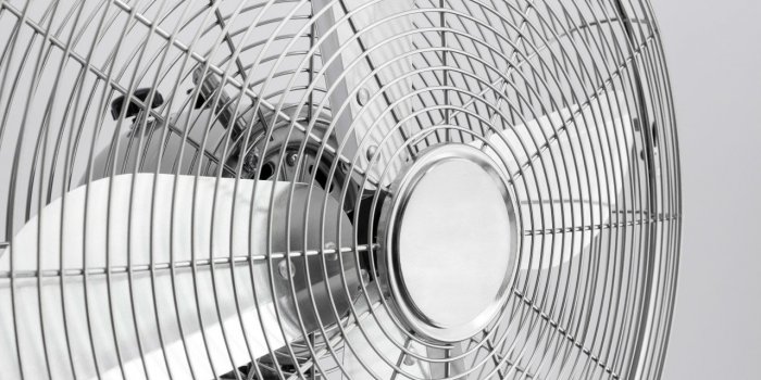 Chaleur : 7 astuces pour dÃ©cupler les effets dâun ventilateur