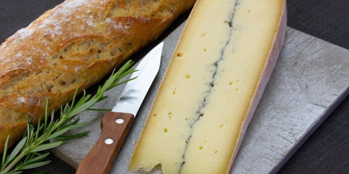 Salmonelle, Listeria : quels sont les fromages les plus risqués ?