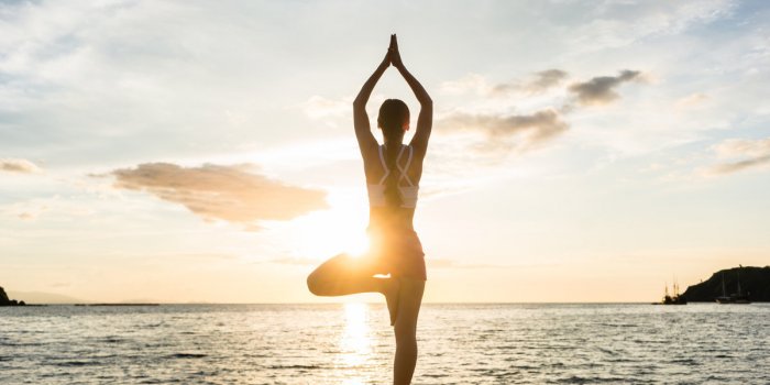 Cœur brisé : 5 postures de yoga pour reprendre confiance en soi