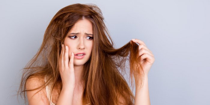 Eau du robinet : comment elle ruine votre peau et vos cheveux