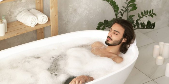 6 bienfaits du bain chaud pour la santé