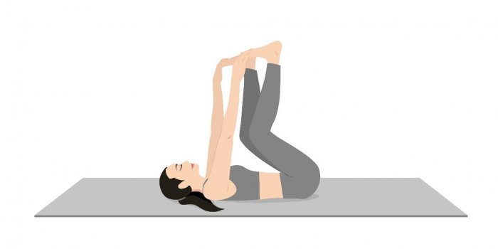MÃ©nopause : 5 postures de yoga hormonal pour mieux la vivre