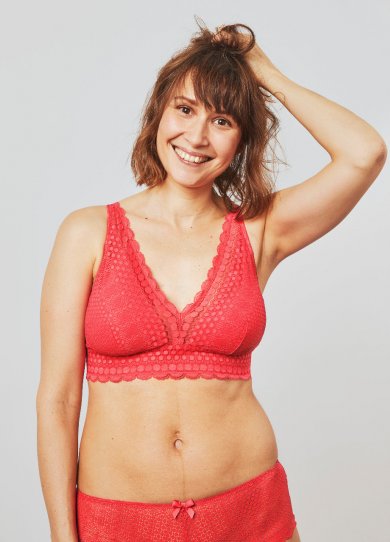 Photos : Etam lance une ligne de lingerie post-mastectomie