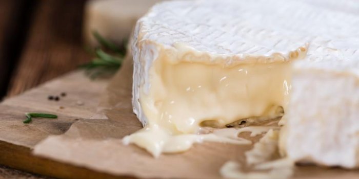 CholestÃ©rol : 12 fromages lÃ©gers Ã  choisir pour le rÃ©veillon du Nouvel An