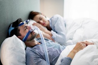 Apnee du sommeil : un traitement ralentit le vieillissement