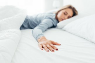 Divorce du sommeil : faire chambre a part signe-t-il la fin du couple ?
